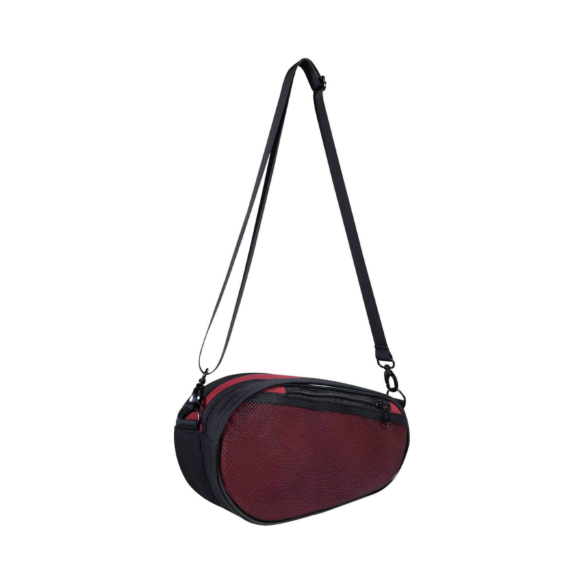BLACK / HAUTE RED